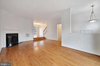 10528 Joyceton Dr in Upper Marlboro, MD - Building Photo - Building Photo