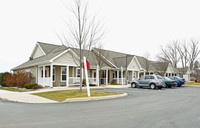 Creekside Village Apartments in Monroe, MI - Building Photo - Building Photo