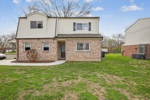 601 E Grundy St, Unit B in Tullahoma, TN - Building Photo