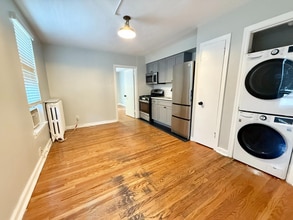 623-25 Pine St in Philadelphia, PA - Building Photo - Building Photo