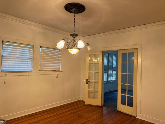 203 Moon St in Cleburne, TX - Building Photo - Building Photo