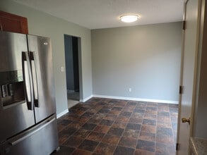 421 Swallow St in Warrensburg, MO - Building Photo - Building Photo