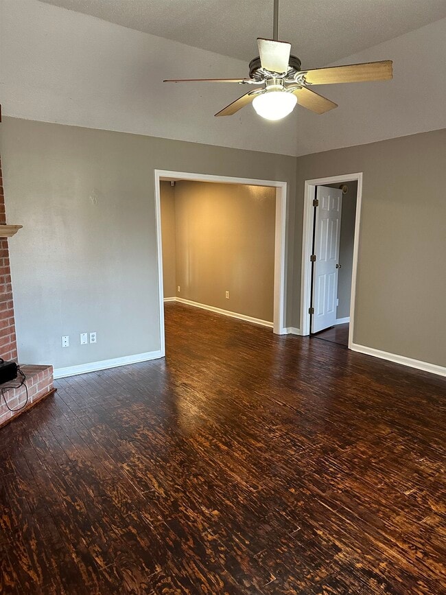 2545 Turnage Valley Dr in Memphis, TN - Building Photo - Building Photo