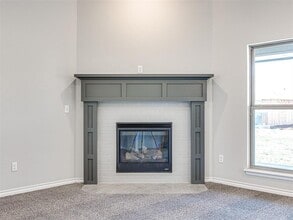 513 Grand Sycamore Dr in Washington, OK - Building Photo - Building Photo