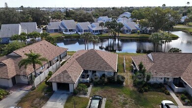 3424 51st Ave Cir W in Bradenton, FL - Building Photo - Building Photo