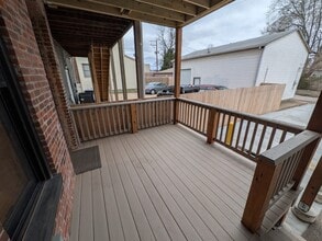 3233 Morgan Ford Rd in St. Louis, MO - Building Photo - Building Photo