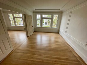 2620-2626-2626 Van Ness Ave in San Francisco, CA - Building Photo - Building Photo