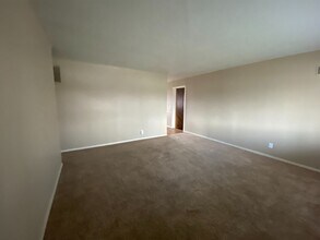 6117 Landsdowne Dr in Fort Wayne, IN - Building Photo - Building Photo