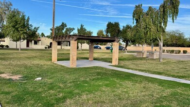 726 S Nebraska St in Chandler, AZ - Building Photo - Building Photo