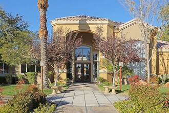 Ryland At X It Apartments Las Vegas Nv For Rent 91photos