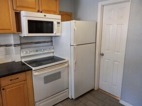 6232 62nd Ave N in Pinellas Park, FL - Building Photo - Building Photo