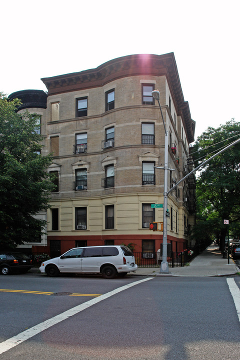 405 6th Ave in Brooklyn, NY - Building Photo