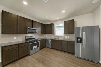 4274 McGregor Blf Ln in Conroe, TX - Building Photo - Building Photo