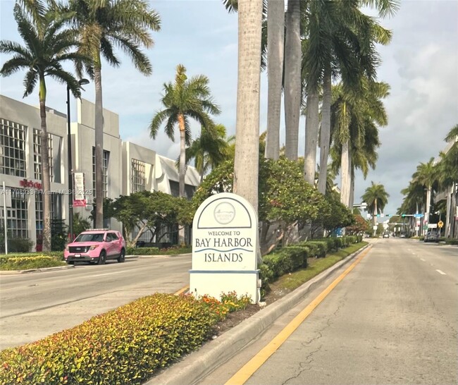 9260 Bay Harbor Terrace in Bay Harbor Islands, FL - Building Photo - Building Photo