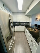 2323 Feather Sound Dr in Clearwater, FL - Building Photo - Building Photo