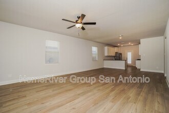 9318 Espadrille Run in Converse, TX - Building Photo - Building Photo