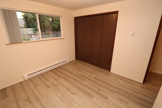 4732 Cougar Ct SE, Unit 4732 in Salem, OR - Building Photo - Building Photo