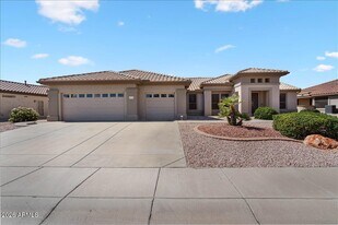 15130 W Waterford Dr in Surprise, AZ - Building Photo
