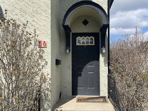58 Norfolk Ave in Clarendon Hills, IL - Foto de edificio - Building Photo