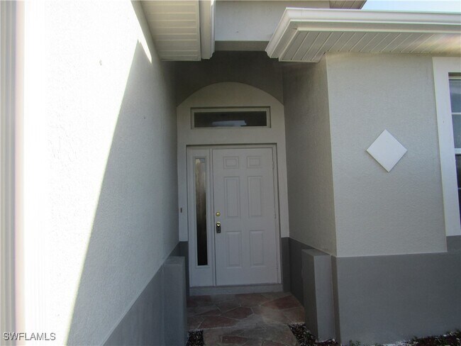 4024 26th St SW in Lehigh Acres, FL - Building Photo - Building Photo