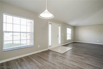 130 NE 11th Terrace in Cape Coral, FL - Building Photo - Building Photo