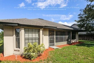 4460 Treasure Cay Rd in Tavares, FL - Building Photo - Building Photo