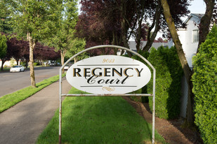 Regency Court Apartments