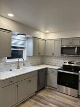 4406 E 68th St in Tulsa, OK - Foto de edificio - Building Photo