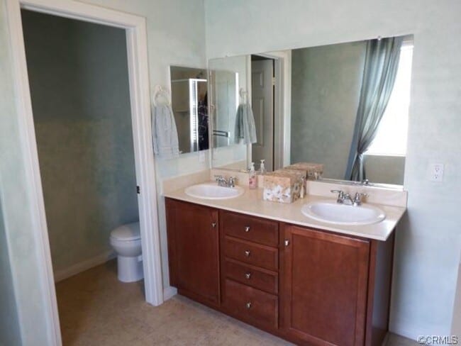 42947 Beamer Ct in Temecula, CA - Foto de edificio - Building Photo