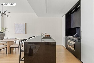 121 E 22nd St in New York, NY - Foto de edificio - Building Photo