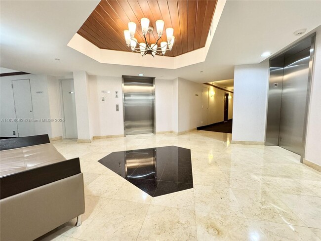 3300 NE 191st St, Unit 1503 in Aventura, FL - Building Photo - Building Photo