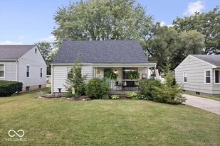 636 S Broadway St in Pendleton, IN - Building Photo