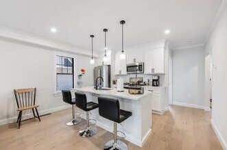34 Perthshire Rd in Boston, MA - Building Photo - Building Photo