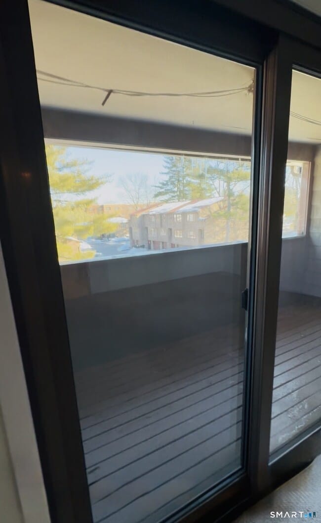 204 Towne House Rd in Hamden, CT - Building Photo - Building Photo