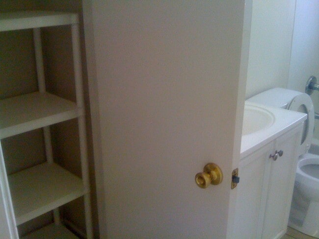 2350 Lyndell Dr, Unit C in Chalmette, LA - Building Photo - Building Photo