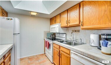 2485 South Calle del Dante in Green Valley, AZ - Building Photo - Building Photo