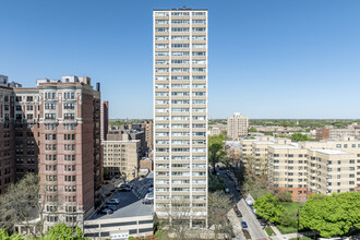 Carmen Marine Apartments in Chicago, IL - Building Photo - Building Photo