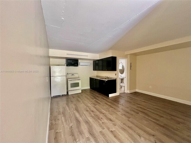 42 NW 7th Ave in Homestead, FL - Building Photo - Building Photo