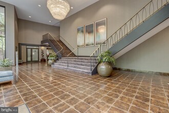 9039 Sligo Creek Pky, Unit 909 in Silver Spring, MD - Building Photo - Building Photo