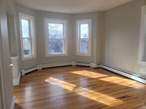 2 Sherman St in Cambridge, MA - Building Photo - Building Photo