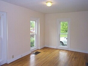 609 Stony Point Rd in Spencerport, NY - Building Photo - Building Photo