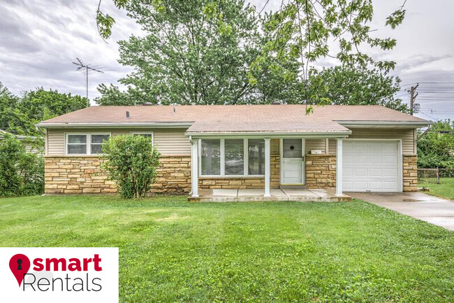 property at 9 Montclair Ct