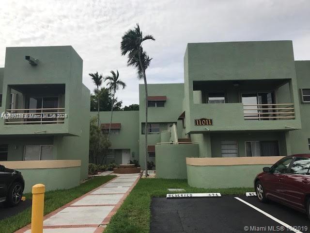 11011 NW 7th St in Miami, FL - Building Photo