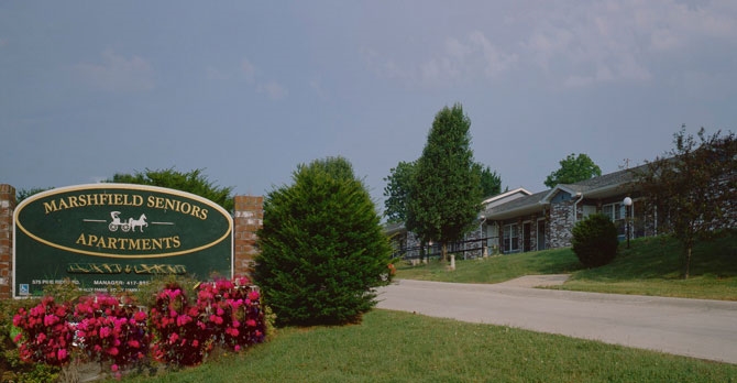 Marshfield Seniors in Marshfield, MO - Foto de edificio