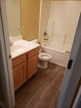 6071 Grovegate Ln in Tucker, GA - Foto de edificio - Building Photo
