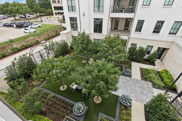 5270 Town and Country Blvd in Frisco, TX - Building Photo - Building Photo