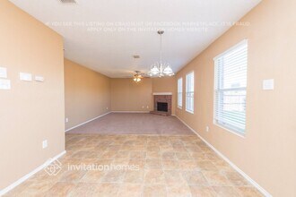 3012 Cesareo Dr in Grand Prairie, TX - Foto de edificio - Building Photo