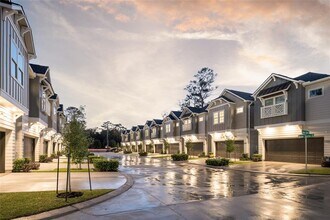 806 Dawn Meadows Dr in Houston, TX - Foto de edificio - Building Photo