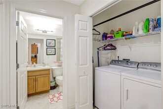 10270 Heritage Bay Blvd in Naples, FL - Building Photo - Building Photo