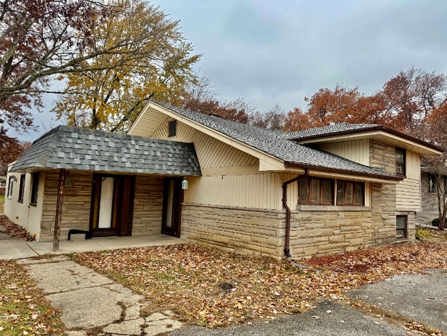 property at 18104 Paxton Ave